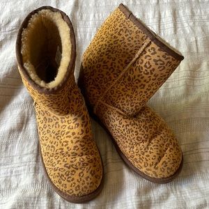 Ugg Classic Short Cheetah Boot